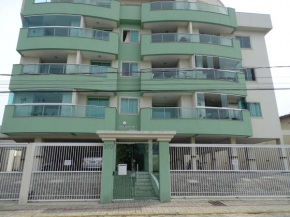 Bombinhas - apto praia de Bombas